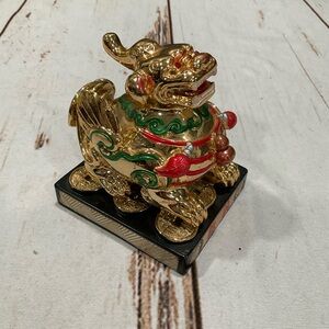 FENG SHUI METALLIC GOLD RESIN FIGURINE